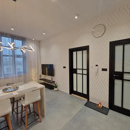 Deco Blue Spokojna 10 *